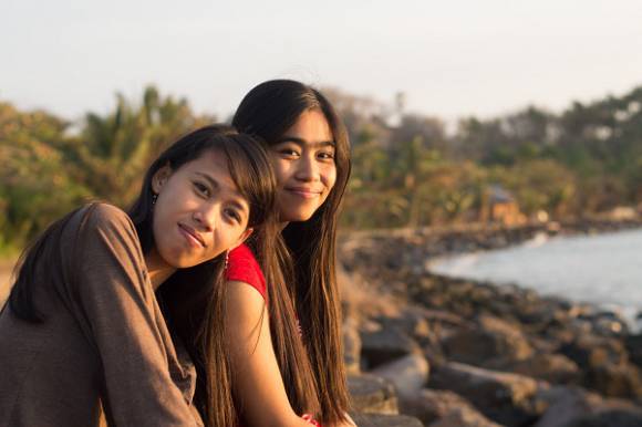 Tips Foto Bokeh, Trik Cepat Membuat Foto Model Menarik Dan Cantik Tips Foto Bokeh, Trik Cepat Membuat Foto Model Menarik Dan Cantik